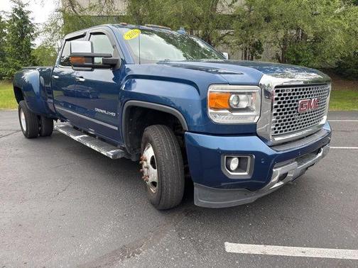 2016 GMC Sierra 3500 Denali