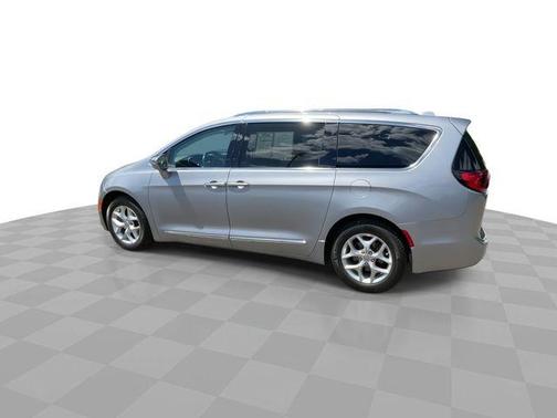 Billet Silver Metallic Clearcoat 2020 Chrysler Pacifica Limited