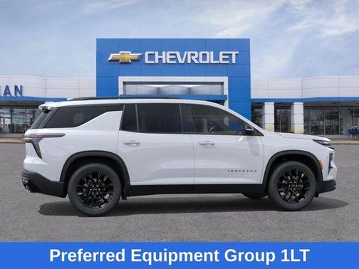 Summit White 2026 Chevrolet Traverse LT