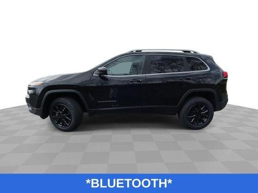 Diamond Black 2018 Jeep Cherokee Latitude