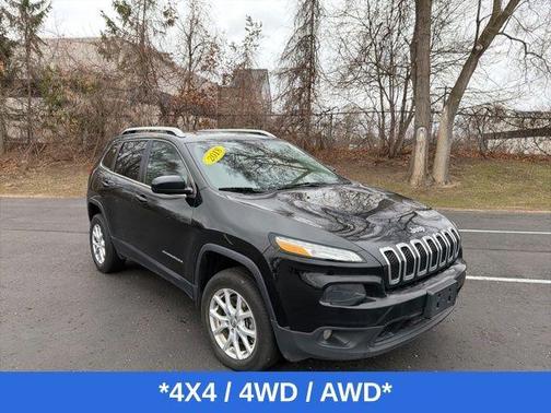Diamond Black 2018 Jeep Cherokee Latitude