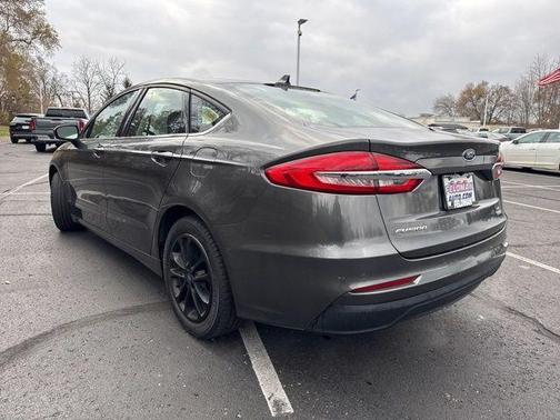2020 Ford Fusion SE