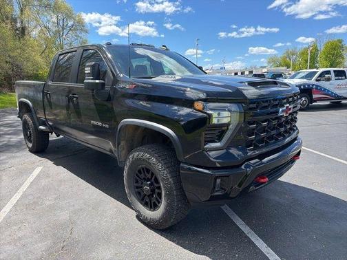 Black 2024 Chevrolet Silverado 2500 ZR2