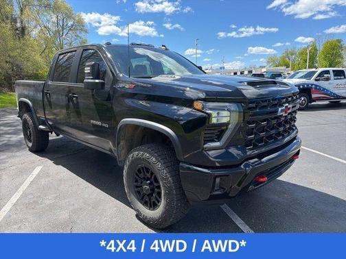 Black 2024 Chevrolet Silverado 2500 ZR2