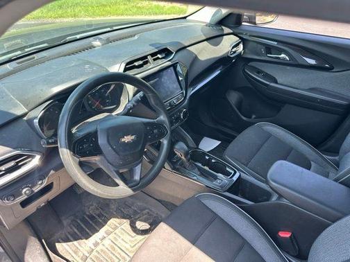 Satin Steel Metallic 2022 Chevrolet Trailblazer LT