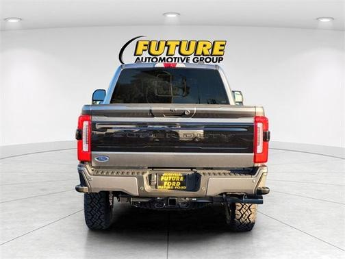 2026 Ford F-350 Platinum
