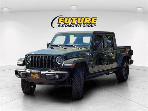 2021 Jeep Gladiator Sport