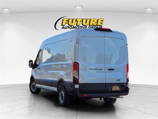 2026 Ford Transit-250 148 WB Medium Roof Cargo