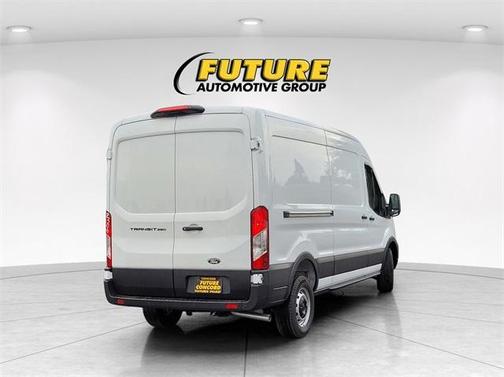 2026 Ford Transit-250 148 WB Medium Roof Cargo