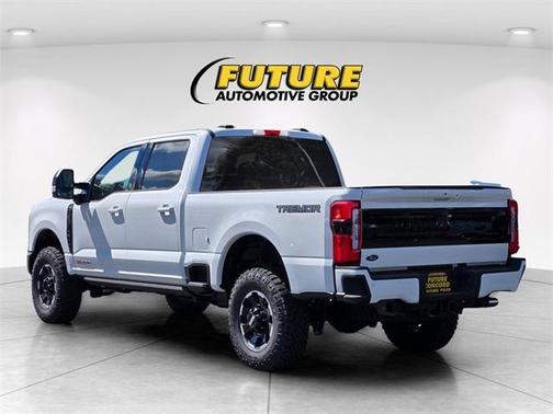 2025 Ford F-250 Platinum