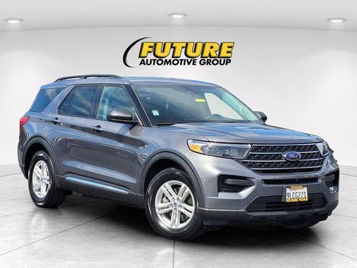 Carbonized Gray Metallic 2023 Ford Explorer XLT