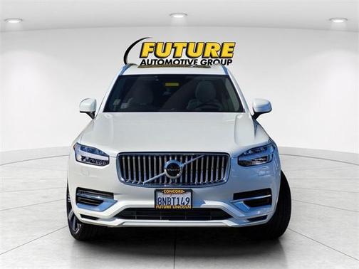 2020 Volvo XC90 Hybrid T8 Inscription 6 Passenger
