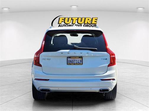 2020 Volvo XC90 Hybrid T8 Inscription 6 Passenger