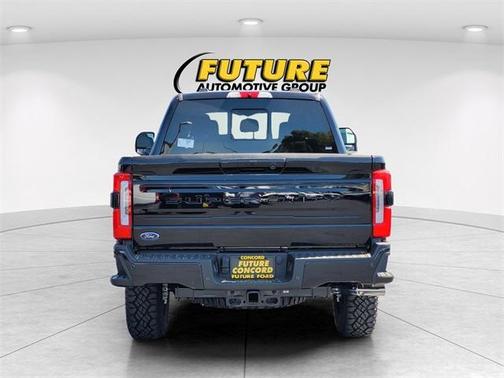 2025 Ford F-350 Platinum