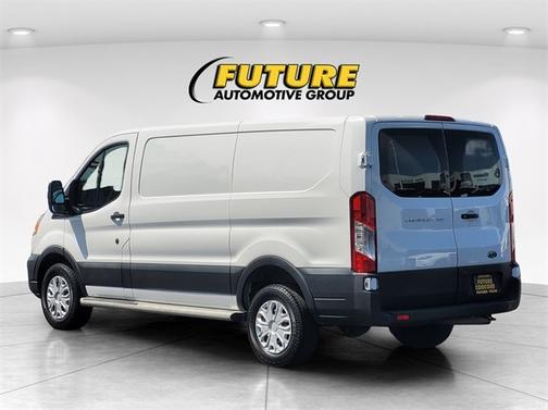 2022 Ford Transit-250 BASE