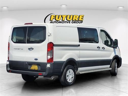 2022 Ford Transit-250 BASE