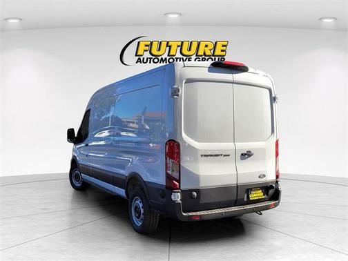 2026 Ford Transit-250 148 WB Medium Roof Cargo