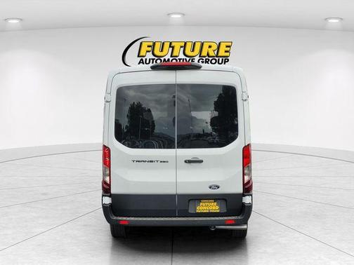 2026 Ford Transit-350 XL