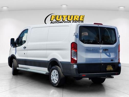 OXFORD WHITE 2024 Ford Transit-250 BASE