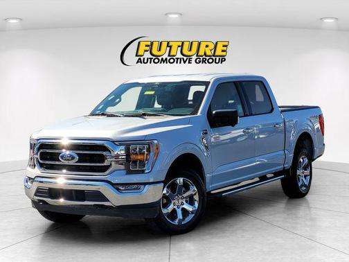 Space White Metallic 2022 Ford F-150 XLT