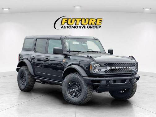 Shadow Black 2026 Ford Bronco Badlands