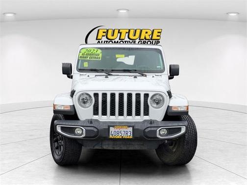 2023 Jeep Gladiator Overland