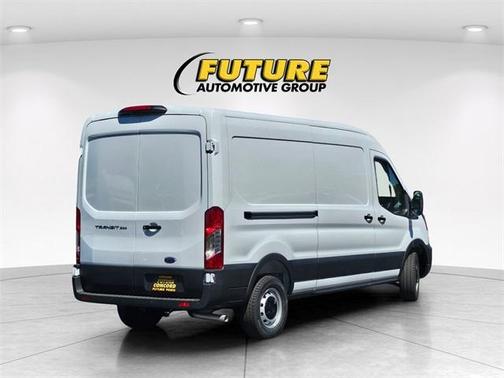 2025 Ford Transit-250 148 WB Medium Roof Cargo