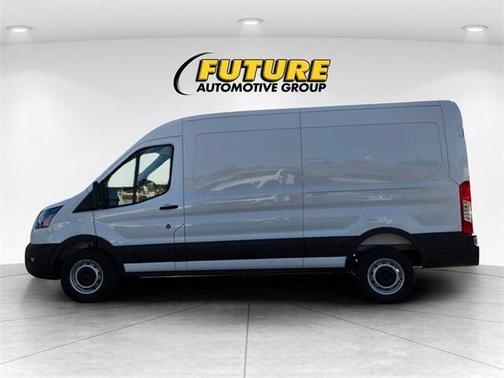 2025 Ford Transit-250 148 WB Medium Roof Cargo