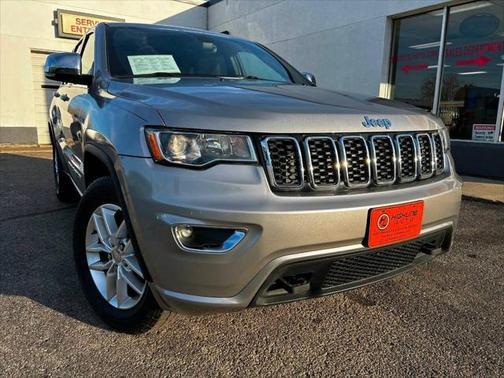 2017 Jeep Grand Cherokee Laredo