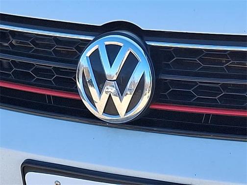 2017 Volkswagen Jetta GLI