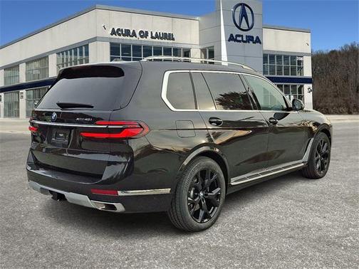 2023 BMW X7 xDrive40i