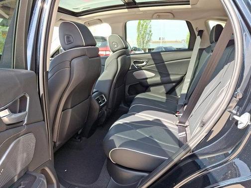 2025 Acura RDX Advance Package