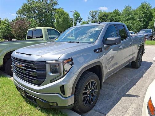 2025 GMC Sierra 1500 Elevation