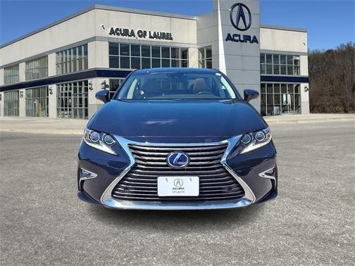 2017 Lexus ES 300h Base