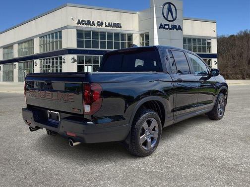 Crystal Black Pearl 2024 Honda Ridgeline TrailSport