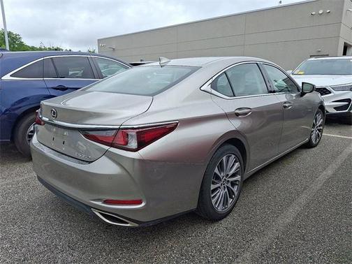 2021 Lexus ES 350 Base