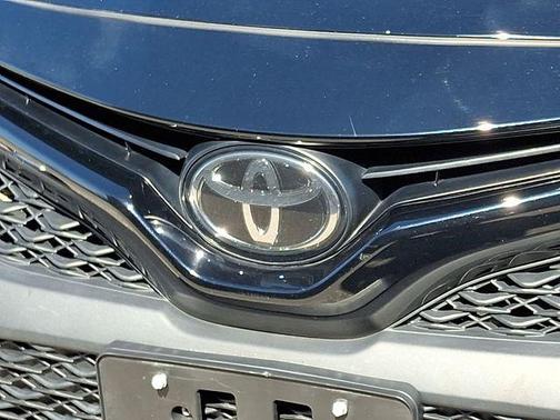 Midnight Black Metallic 2019 Toyota Camry L