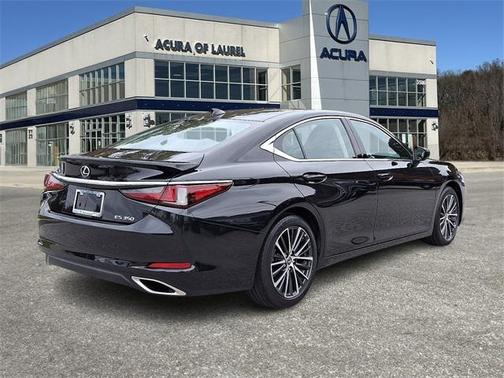 2022 Lexus ES 350 Base