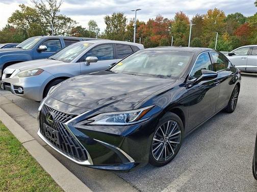 2022 Lexus ES 350 Base