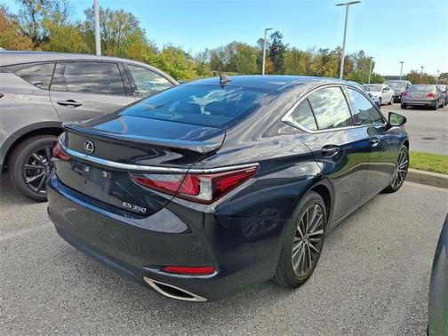 2022 Lexus ES 350 Base