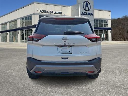 2022 Nissan Rogue SL