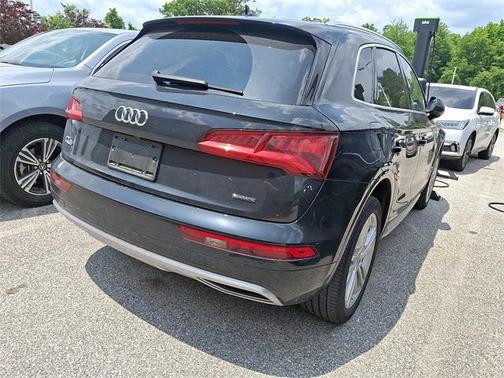 2020 Audi Q5 45 Premium Plus