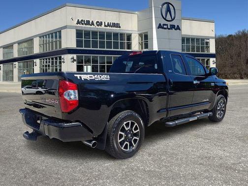 Black 2017 Toyota Tundra SR5