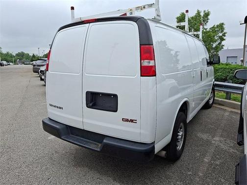 2021 GMC Savana 2500 Work Van