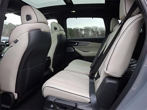2025 Acura MDX A-SPEC Advance Package