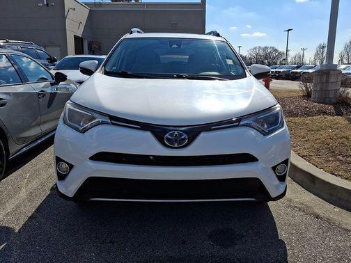 2018 Toyota RAV4 Hybrid XLE
