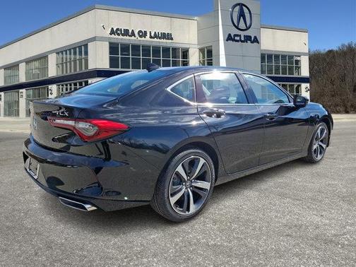 2025 Acura TLX Technology