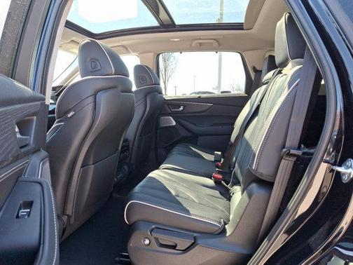 2025 Acura MDX Advance Package
