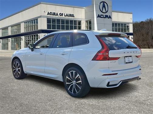 2024 Volvo XC60 B5 Plus Dark Theme