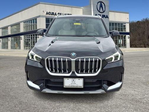 Black Sapphire Metallic 2025 BMW X1 xDrive28i